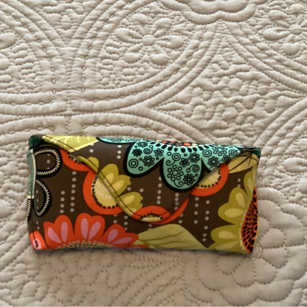 Vera Bradley Floral Eyeglass Case Multicolor.